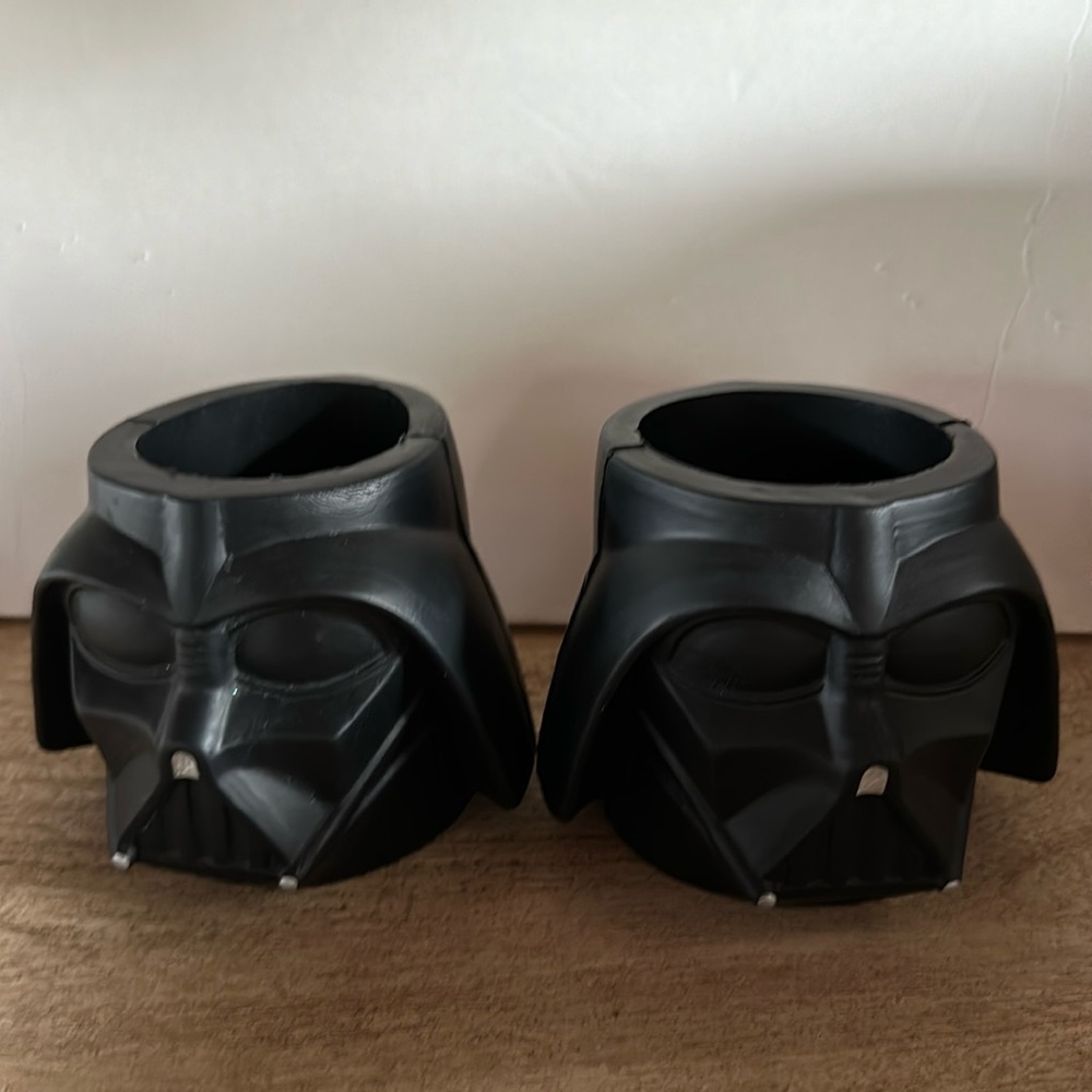2 NEW STAR WARS Darth Vader Foam Helmet Can Coolers